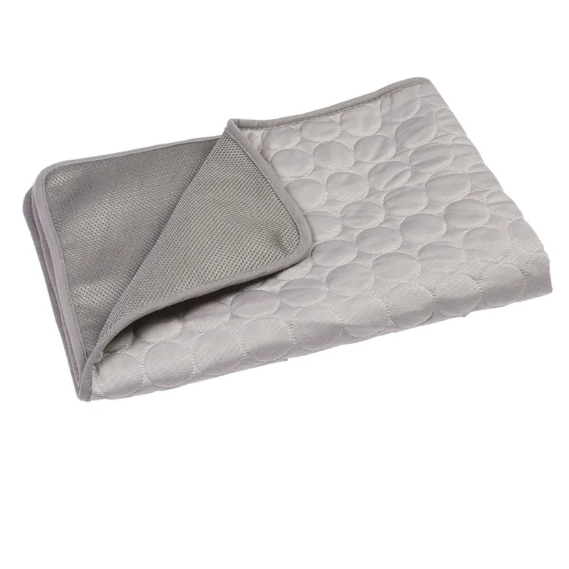 Cooling Summer Dog Mat for Dogs & Cats – Breathable, Washable Pet Bed